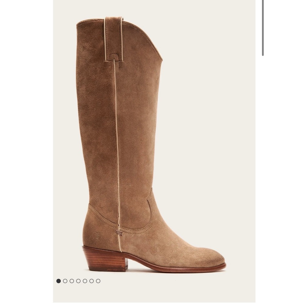 Frye Carson Pull On Beige Suede Boots Size 7.5